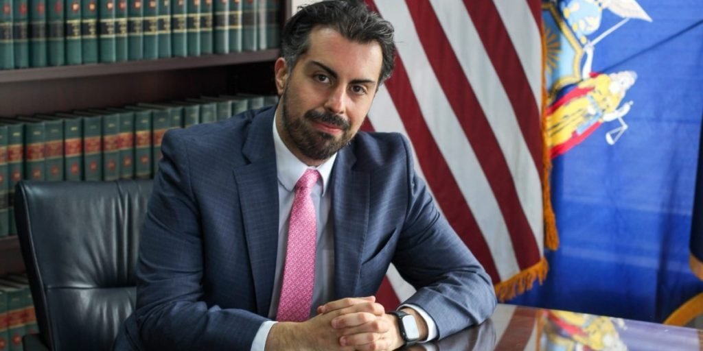 CDH Law Welcomes New Associate Attorney Nicolas Hurtado